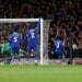 Arsenal slistio Čelsi: Petrović na "Emiratima" izvadio pet lopti iz mreže, kao Borota na Hajberiju pre 45 godina 1