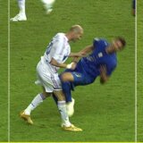 Marko Materaci o legendarnom incidentu sa Zinedinom Zidanom: Ponudio mi je svoj dres, a ja sam rekao da hoću njegovu sestru (VIDEO) 4