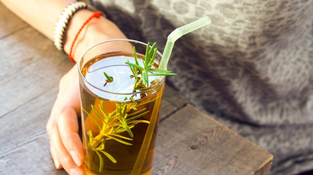 Ovaj napitak je eliksir mladosti i dugovečnosti, a košta samo 200 dinara 1