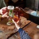 "Situacija alarmantna": Svetska zdravstvena organizacija o konzumaciji alkohola i e-cigareta među adolescentim 3