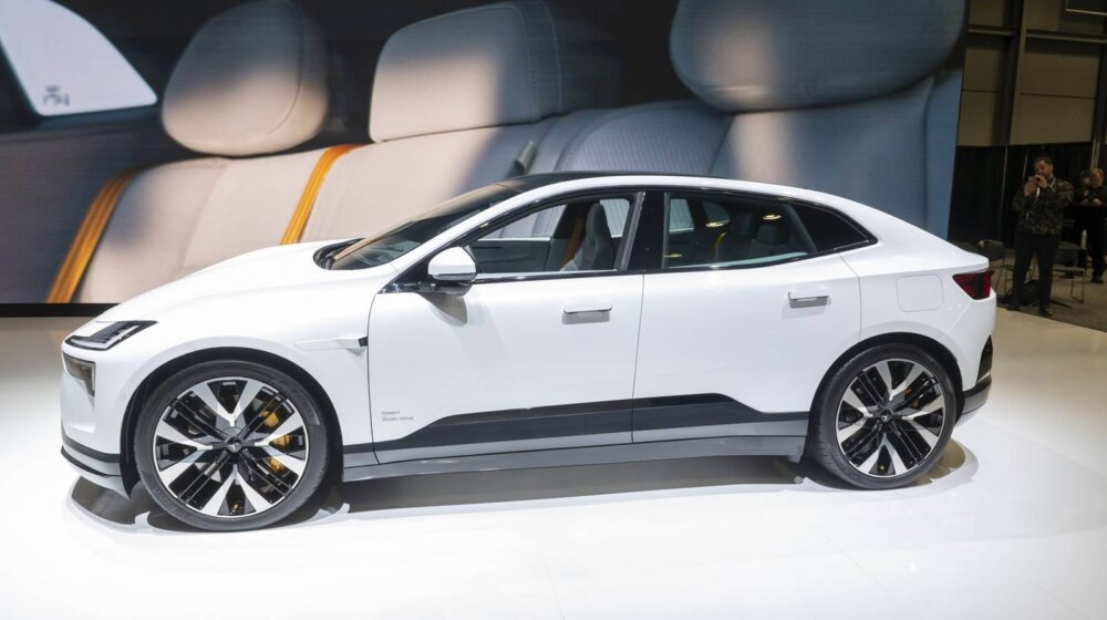 automobil Polestar 4