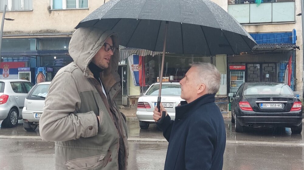 Reporter Danasa na severu Kosova: Nemački ambasador u Prištini obišao glasanje za smenu gradonačelnika 15