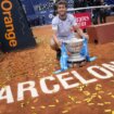 Sa šljake u vodu po tradiciji turnira u Barseloni: Pobednički skok Kaspera Ruda u bazen (VIDEO) 14