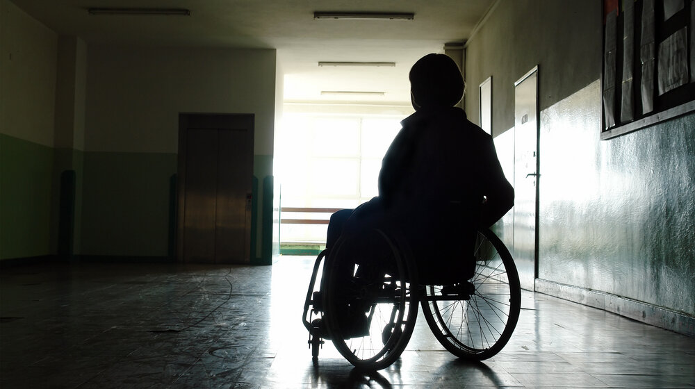 Inicijativa A11: Grad Zaječar svesno uselio osobu sa invaliditetom u stan iz koga ne može da izađe 11