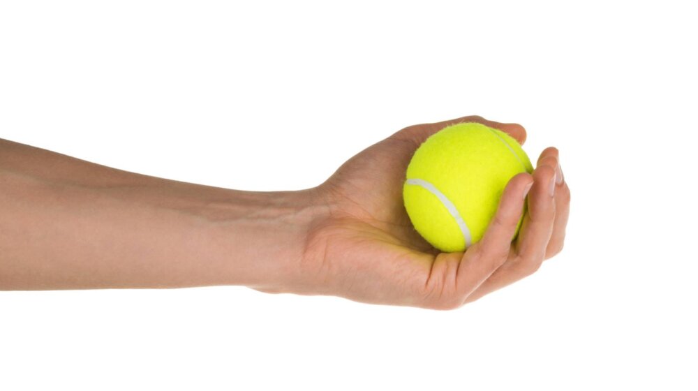 Evo zašto bi uvek trebalo da imate tenisku lopticu kod sebe kada letite avionom 1