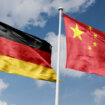 Peking odbacio optužbe za navodnu kinesku špijunažu nakon hapšenja saradnika nemačke partije u EP 9