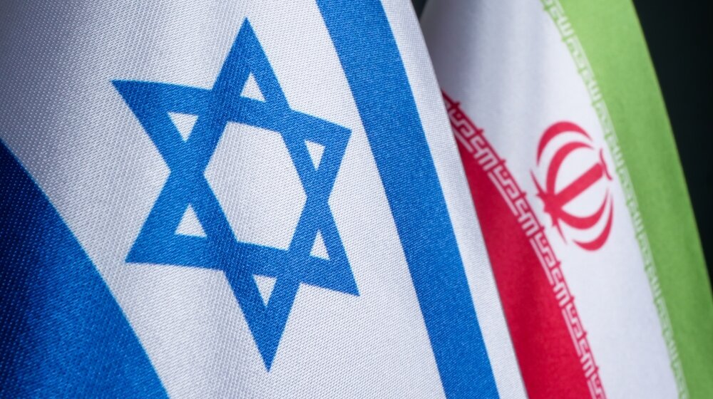 Svetski mediji: Izrael napao Iran 12