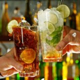 U Havani održano takmičenje barmena u pravljenju koktela sa rumom: Ko pravi najbolje? 1