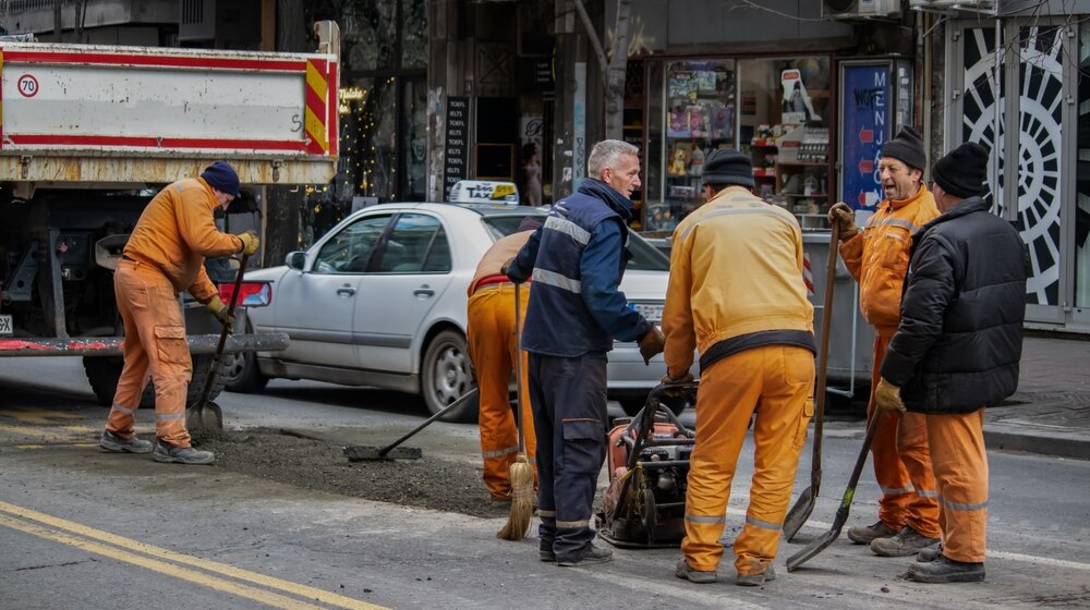 Obespravljeni, opljačkani i malo plaćeni: Kakav je položaj radnika i kako se u regionu obeležava 1. maj? 1