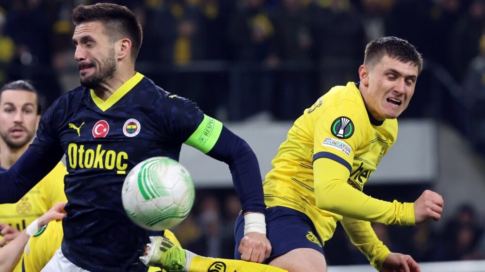 Tadić i Džeko jednodušni pred predsednikom Fenerbahčea: Priče o istupanju iz turske lige škode timu i uznemiruju strance i mlade igrače (FOTO) 1