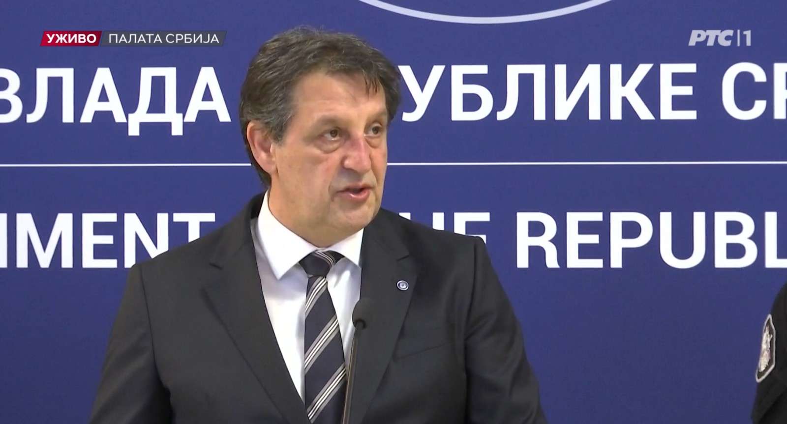 "Ponizio i policiju i tužilaštvo": Zašto je baš Vučić morao da saopšti da je devojčica iz Bora ubijena? 2 "Ponizio i policiju i tužilaštvo": Zašto je baš Vučić morao da saopšti da je devojčica iz Bora ubijena? 2