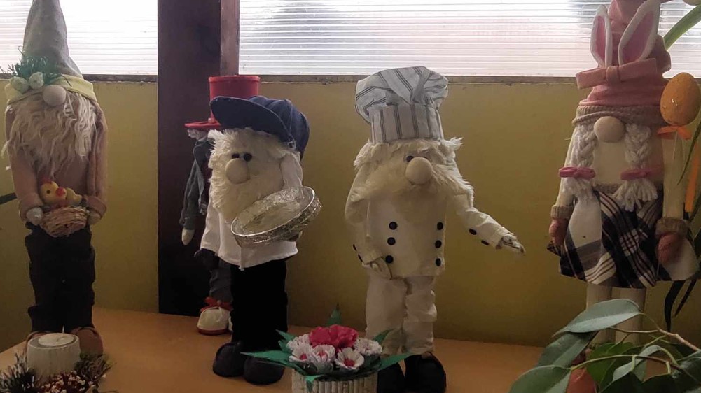 Kako Ivana pravi vilenjake Kako je jedna Knjaževčanka počela da pravi lutke - vilenjake 2