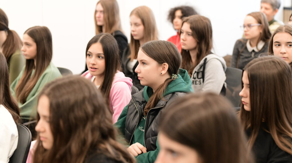 SBB obeležio Međunarodni dan devojčica u IKT-u 1