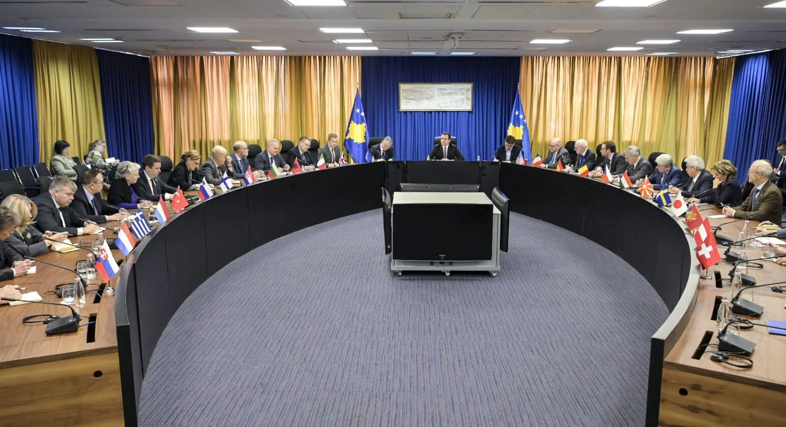 Kosovo-Regierung schreibt an EU: Bestrafung Serbiens für die Blockierung unserer Mitgliedschaft im Europarat – Politik