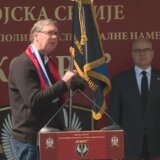 Vučić na obeležavanju dana "Kobri", dodelio im vojnu zastavu 6