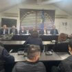 Zećiri u zgradi opštine Zubin Potok rukovodi hitnom sednicom: Dani posle referenduma na Severu 16