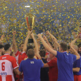 Zvezda u majstorici bolja od Partizana: Odbojkaška titula prvaka na Marakani posle osam godina 3