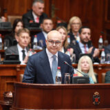 Vlada Miloša Vučevića najbrojnija u ovom veku: Kako je izgledala izvršna vlast u Srbiji poslednje tri decenije? 4