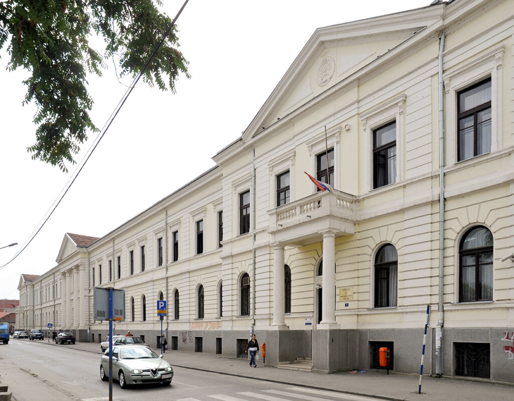 Ekspolozija koja i danas odjekuje nije bila dovoljna opomena: Kako je 1991. oružje "ušlo" u škole i tu "ostalo" zauvek 2