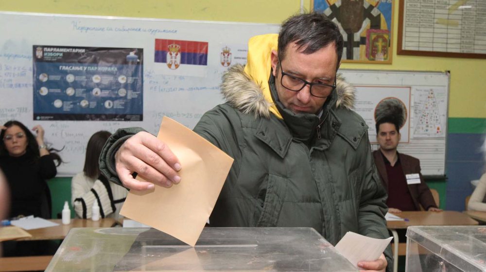 Kampanja za lokalne izbore u Mionici, Negotinu i Sečnju: Standardno asfaltiranje, svuda gde može i 10-15 glasova da se uzme 6