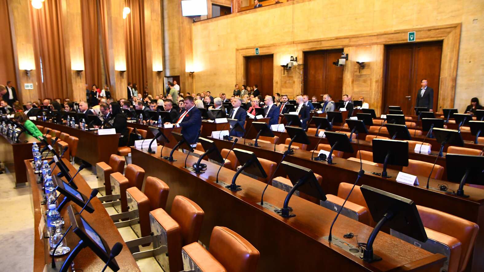 Usvojen rebalans pokrajinskog budžeta: Opozicija kaže da su novci za čitavu godinu već potrošeni, vlast odgovara da posluje domaćinski 2