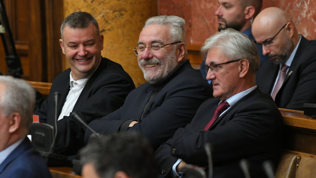 Moskva sadašnje masovne demonstracije u Srbiji ne naziva "obojenom revolucijom" 2