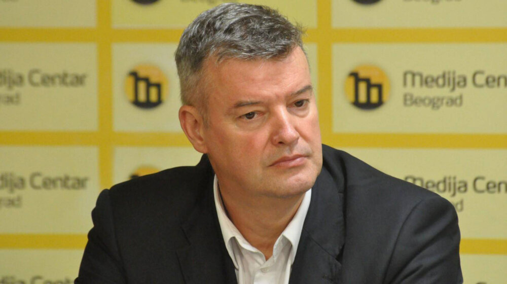 Nestorovićev pokret reagovao na poziv Manojlovića da se vrate mandati i uđe u građansku neposlušnost 10