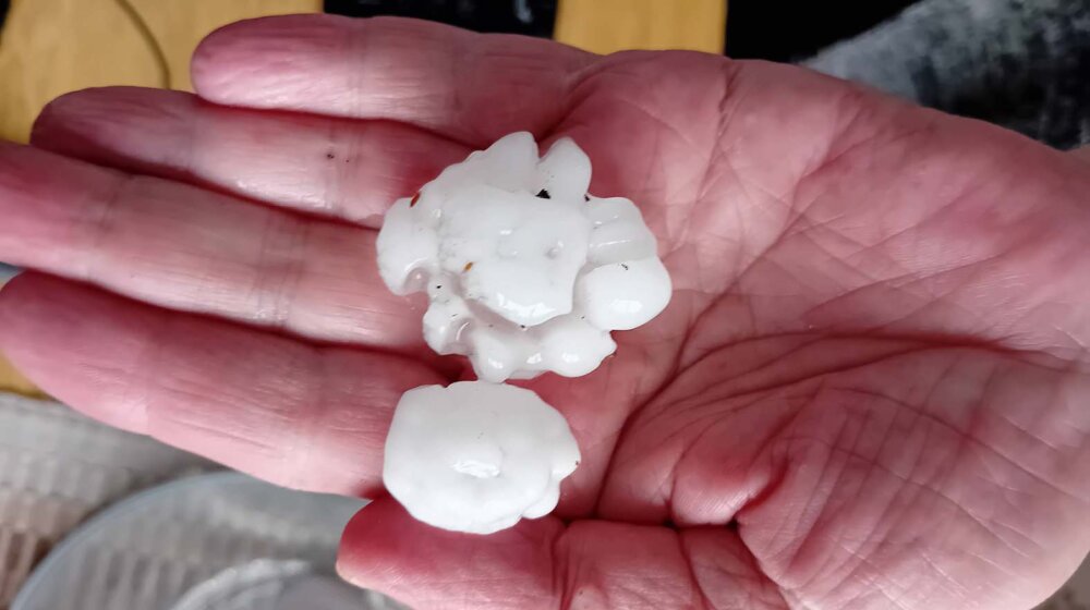 Grad veličine oraha pogodio deo teritorije Čačka i Lučana 1