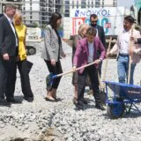 Položen kamen temeljac za izgradnju osnovne škole i vrtića u Beogradu na vodi 5