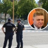 (VIDEO) Premijer Slovačke Robert Fico ranjen: Operacija završena, Fico više nije u životnoj opasnosti 6