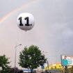 "Udruženi za slobodan Novi Sad": Aktivisti SNS uništili veliki balon, nikad prljavija kampanja u Novom Sadu 12