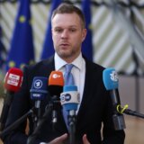 Još jedna država podržala ideju Makrona za slanje trupa u Ukrajinu 10