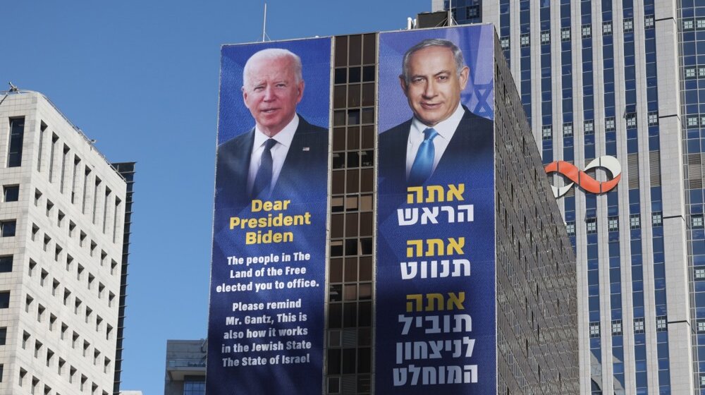 "Zvaničnicima zabranjeno da koriste reči 'crvena' i 'linija' zajedno u rečenici": Džulijan Borger o Bajdenovoj poruci Netanjahuu 1