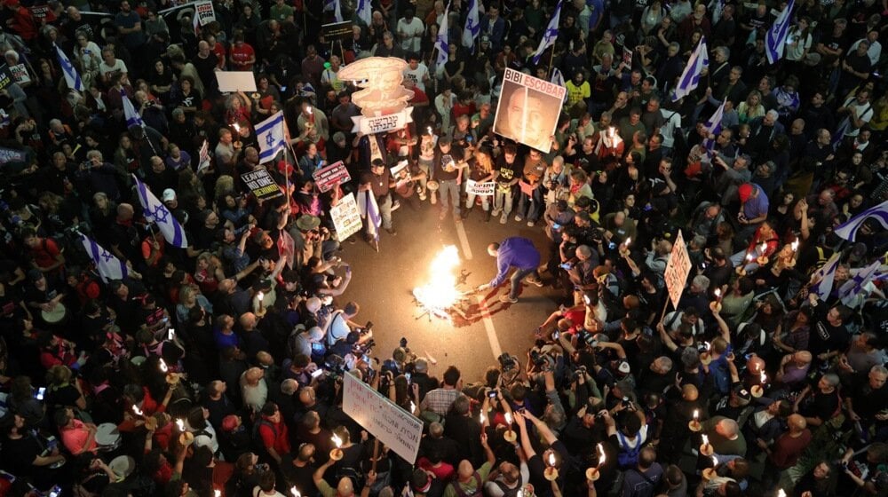 Sukob demostranata i policije u Tel Avivu, traže ostavku Netanjahua (VIDEO) 11