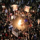Sukob demostranata i policije u Tel Avivu, traže ostavku Netanjahua (VIDEO) 12