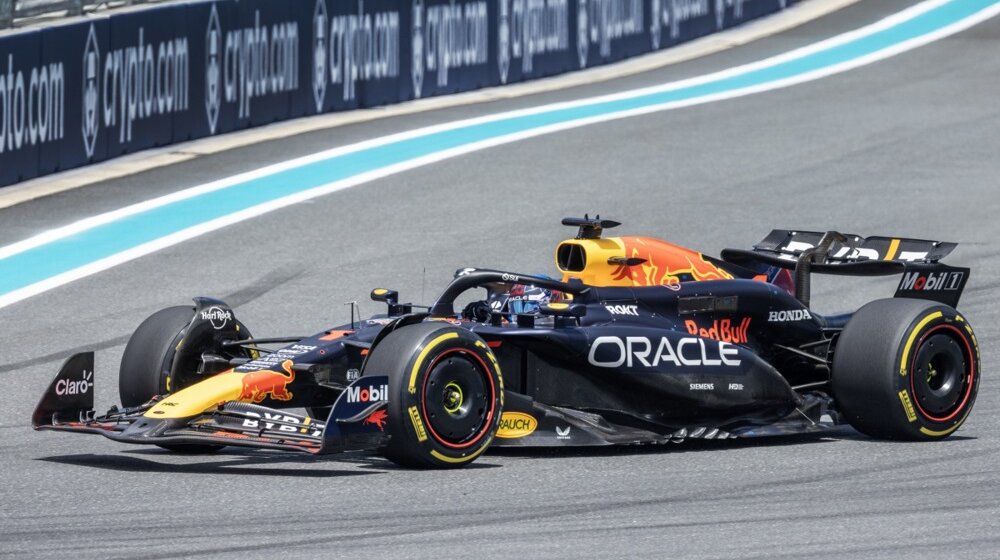 Verstapenu pol pozicija u Majamiju 1