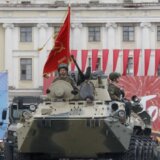 (VIDEO) "U stanju smo borbene gotovosti, Zapad rizikuje globalni sukob": Putin u govoru sa Crvenog trga povodom Dana pobede 10