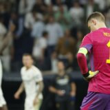 Nojeru za veliku grešku protiv Reala kriva trava na stadionu "Santijago Bernabeu" 6