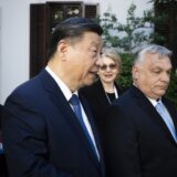 "Mađarska unovčava svoje prijateljstvo sa Kinom": Politico o poseti Si Đinpinga Budimpešti 11