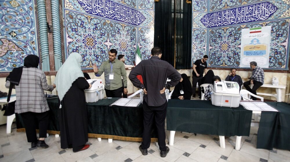 AP: Tvrdolinijaši osvojili kontrolu nad Parlamentom Irana 1