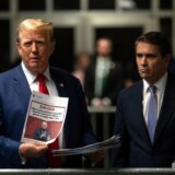 Tramp je otkrio novo 'oružje' protiv Bajdena, dok je bio predsednik smejao se tome 4