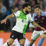 Aston Vila u završnici do boda protiv Liverpula 12