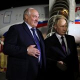 "Hajde da pričamo o drugoj fazi vežbi sa nestrateškim nuklearnim oružjem": Putin stigao u Belorusiju (VIDEO) 6