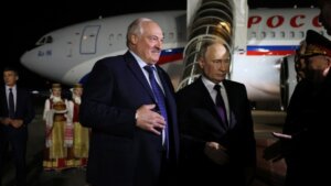 "Patriotski" odgoj dece: "Kakav moćan tenk!" 1