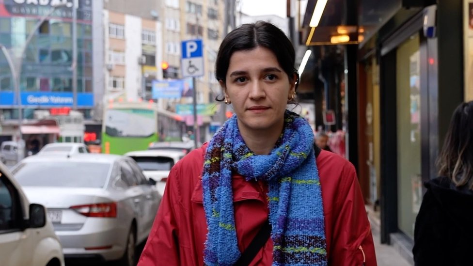 Turska i ekonomija: „Moj život na kreditnim karticama", kako hiperinflacija u zemlji tera ljude u dugove 1 Naz Čakar