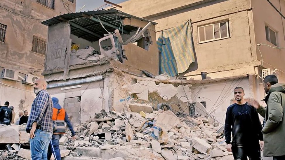 Ubistvo palestinskog dečaka na Zapadnoj obali deluje kao ratni zločin izraelske vojske, tvrdi ekspert UN-a pošto je video dokaze koje je sakupio BBC 6 ruševine u kampu za izbeglice Tulkarm