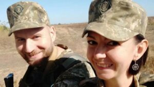Rusija i Ukrajina: „Prvo sam bila nevesta, pa supruga, a narednog dana sam postala udovica“ – ljubav u opkoljenim bunkerima Azovstala