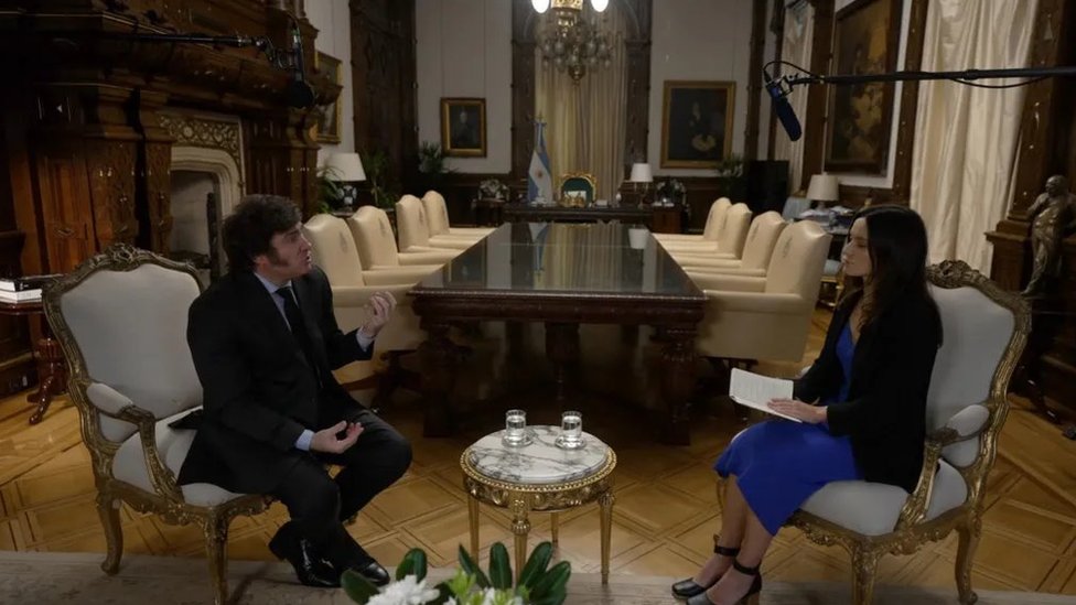 Argentina i Velika Britanija: „Foklandska ostrva su trenutno britanska, ali jednog dana..." 3 milei