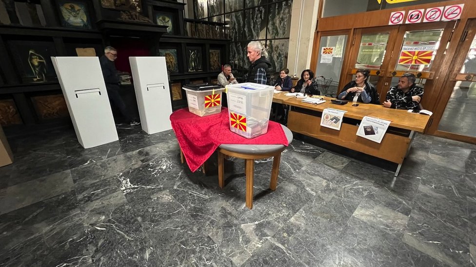 Izbori u Severnoj Makedoniji: Novi izlazak na birališta, za predsednika i poslanike u Sobranju 3 Skoplje, 8. maj 2024.