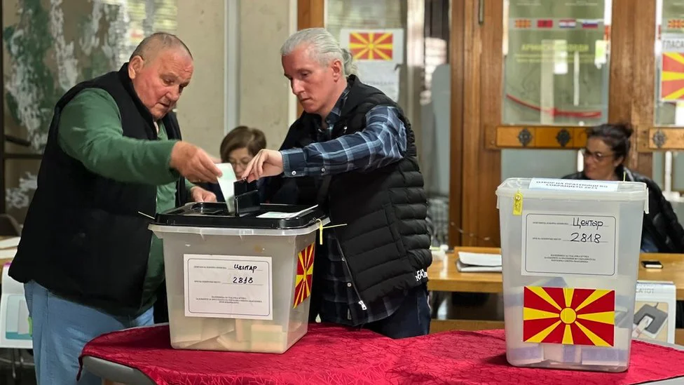 Izbori u Severnoj Makedoniji: Novi izlazak na birališta, za predsednika i poslanike u Sobranju 9